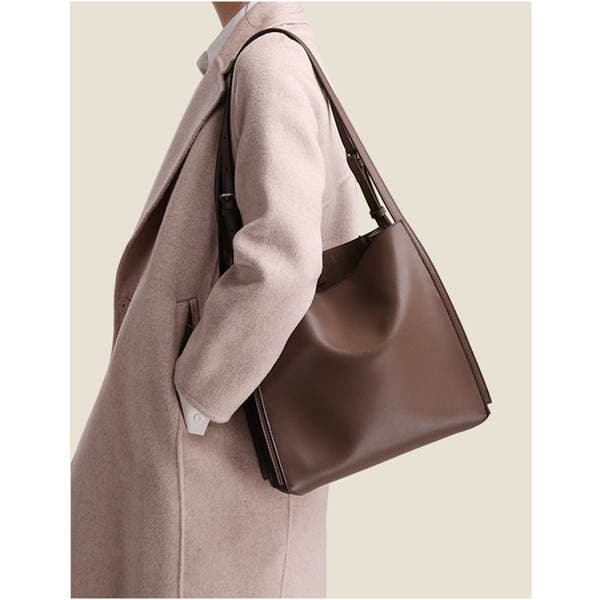 2026 New European & American Style Bucket Bag Genuine Leather Commuter Bag Large Capacity Women's Tote Crossbody Shoulder Bag